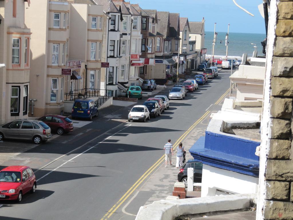 Lindisfarne Holiday Apartments - Families & Couples Only Blackpool Cameră foto